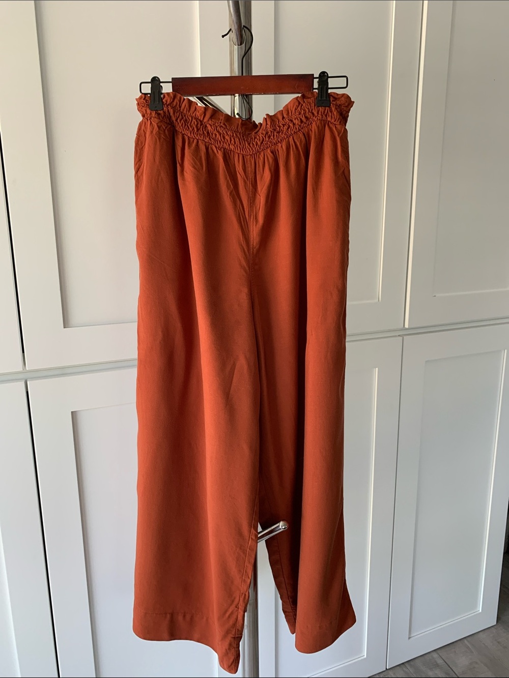 Elodie Rust Smocked Waist Wide Leg Pants, Size XL.